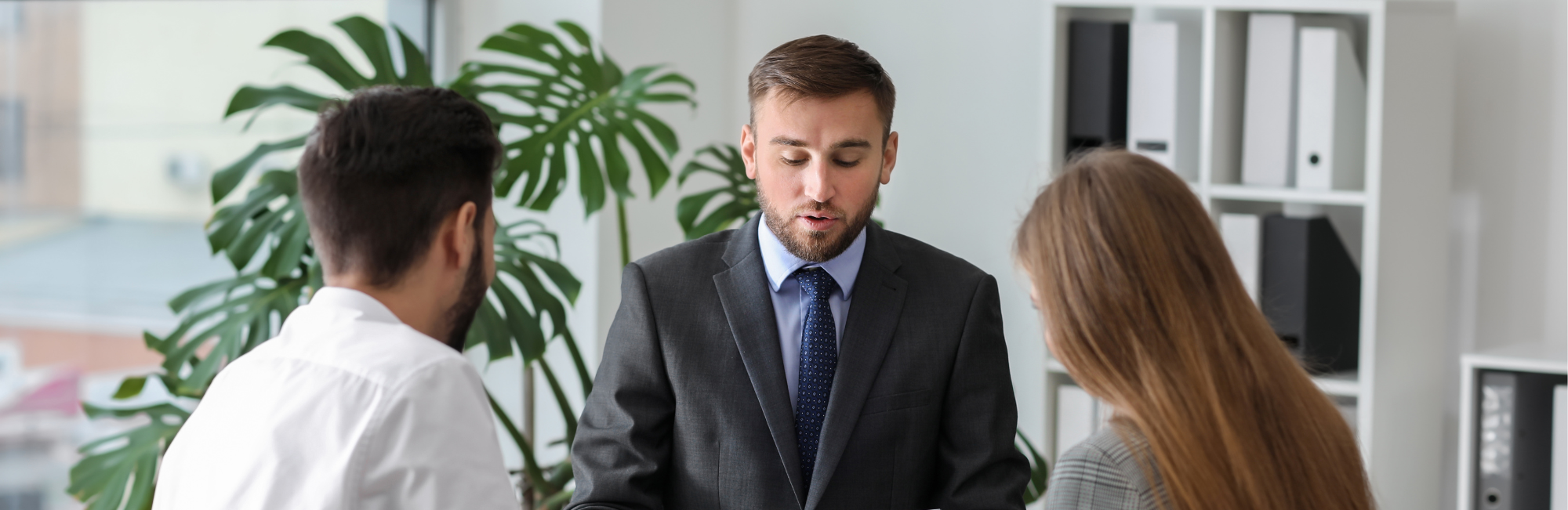 ¿Puede una empresa recibir más de una visita de inspección de USCIS?